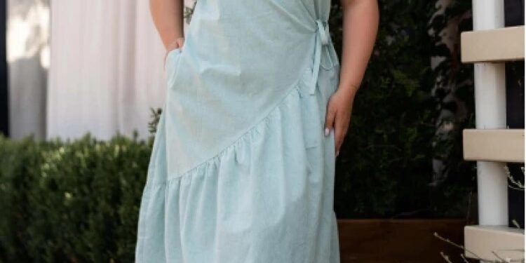 Де можна замовити гарні сукні великих розмірів: корисні поради