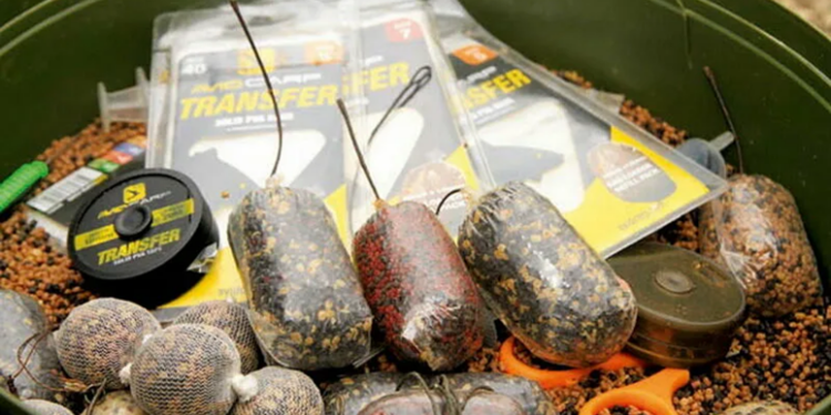 Карповые прикормки: назначение и основное применение