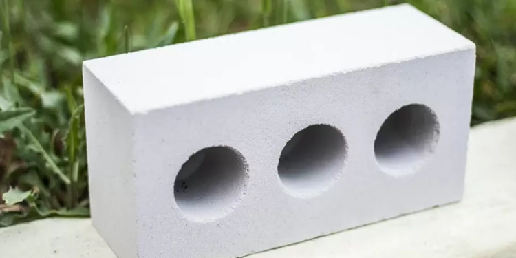 Силикатный кирпич и особенности его применения в строительстве