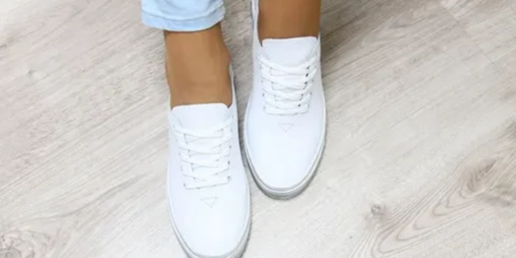 Жіночі кеди: як обрати стильну і зручну пару для будь-якого образу