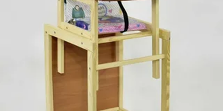 Як правильно замовити стільчики для годування та їх типи