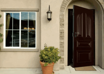 Входные двери для дома и рекомендации по выбору