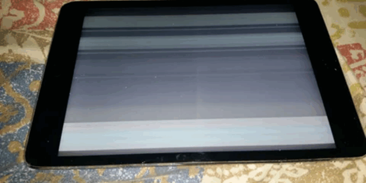 Почему появляются на планшете полосы и как с ними бороться