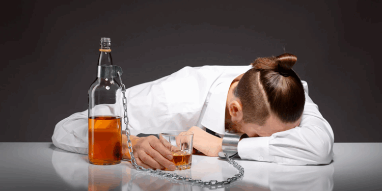 Почему алкоголик считается зависимым человеком
