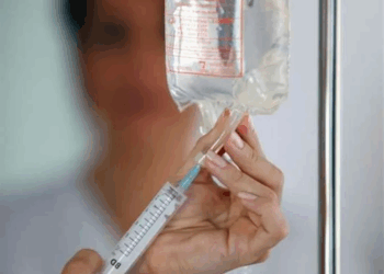 Как правильно поставить капельницу от похмелья и ее достоинства