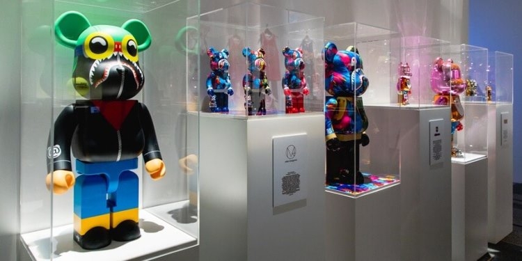 Bearbrick: идеальный подарок для любителей дизайнерских игрушек