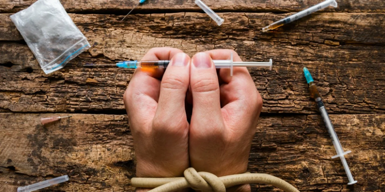 Вплив сімейного середовища на розвиток та лікування наркоманії