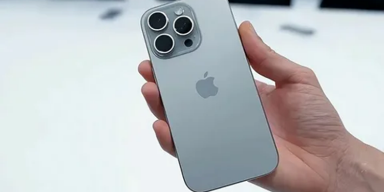 Почему выбирают iPhone 16 Pro Max: мощность камеры автономность и экран